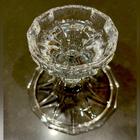 VINTAGE INDIANA GLASS CLEAR PEDESTAL CANDLE STICK HOLDER/CENTERPIECE/BOWL. - Picture 1 of 5